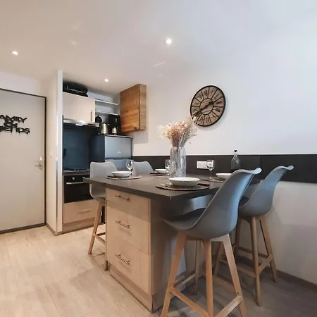 Cosy 4 Pers, 2 Ch, Départ Aux Pieds, Exposé Sud, Proche Commerces - Fr-1-545-42 Val Thorens